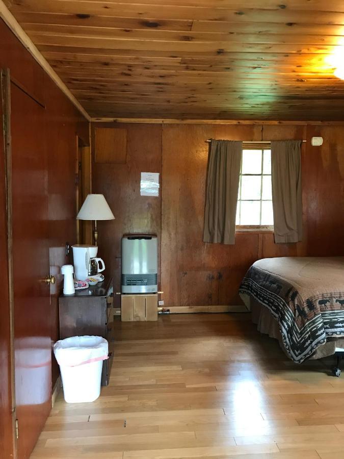 Gwin'S Lodge & Roadhouse Cooper Landing エクステリア 写真