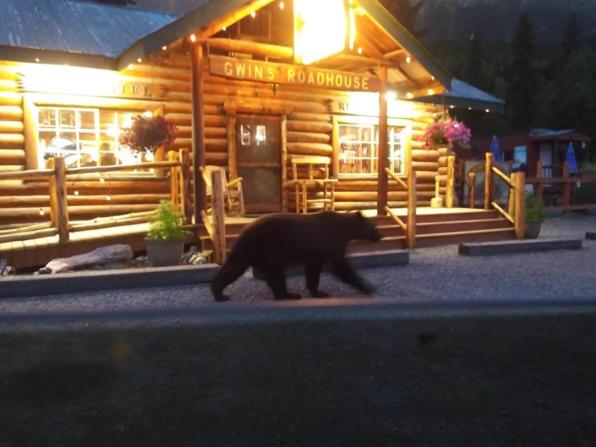 Gwin'S Lodge & Roadhouse Cooper Landing エクステリア 写真
